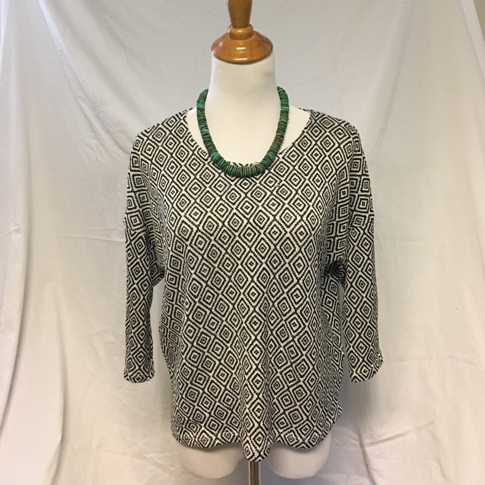 Anthro Akemi + Kin Geometric Black &a White Top